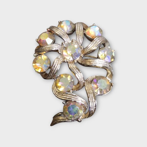 VTG Kramer  Flower Brooch with Aurora Borealis Stones - Picture 3 of 7